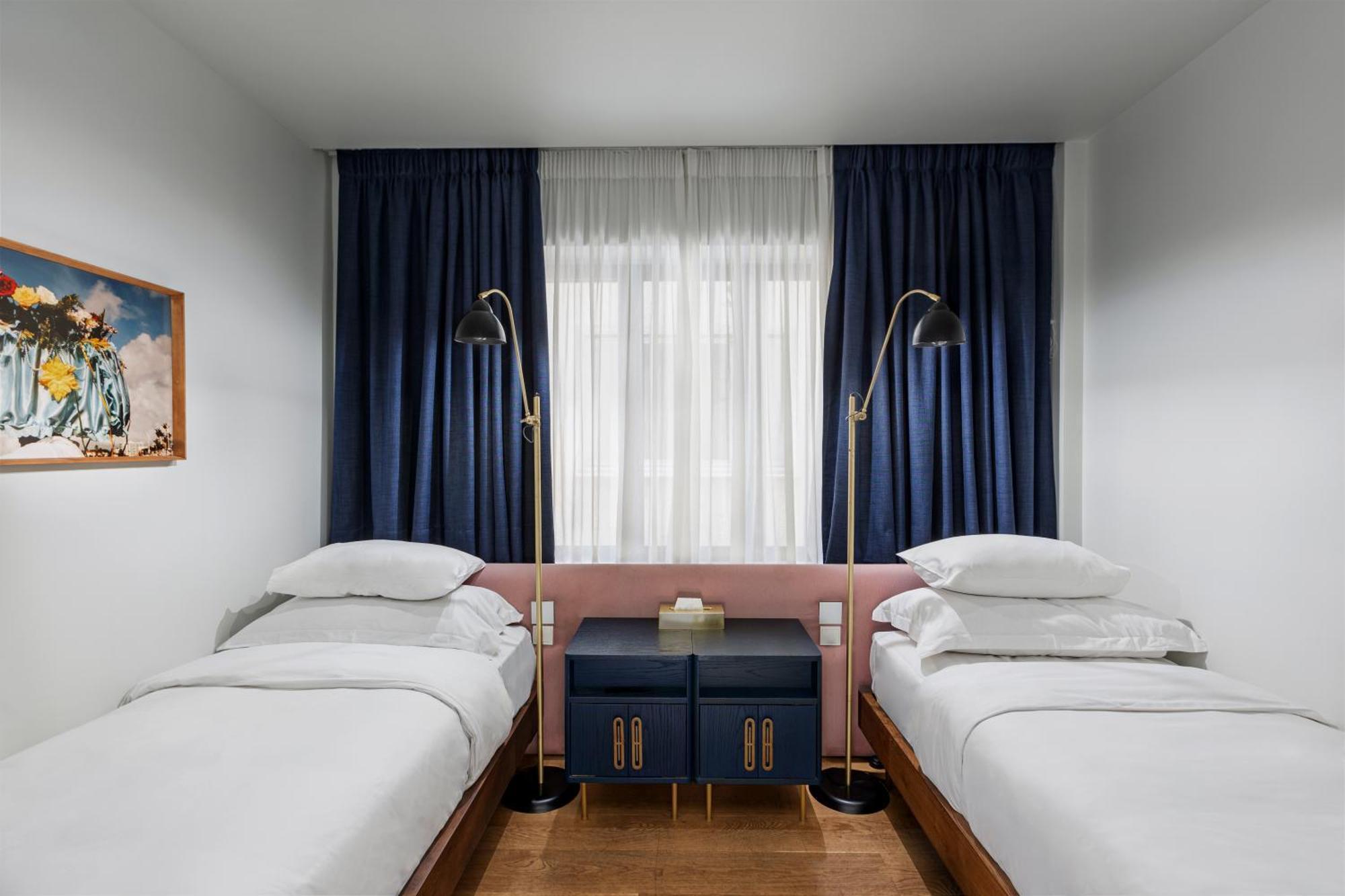 Gatsby Athens Hotel Room photo