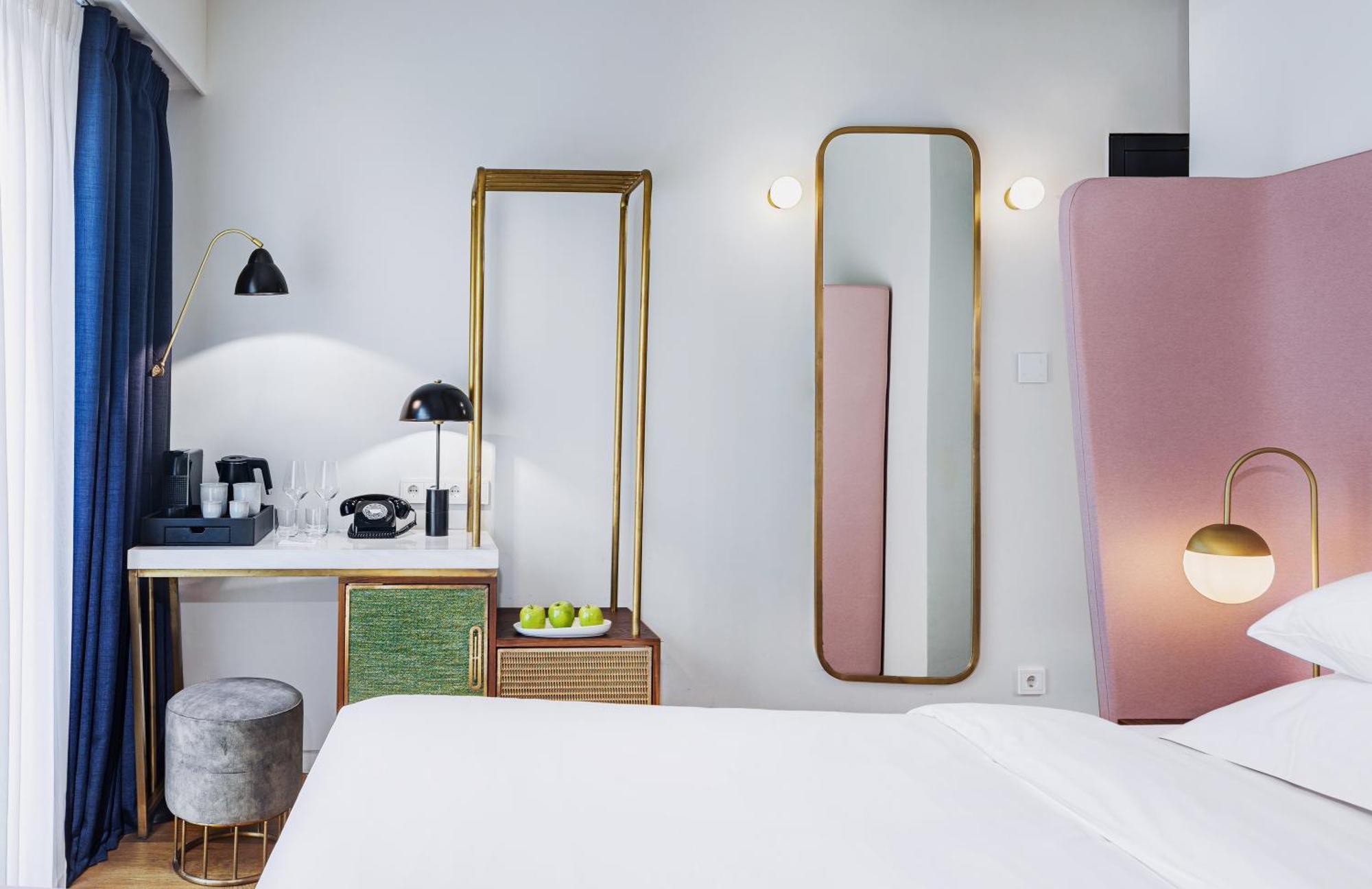 Gatsby Athens Hotel Room photo